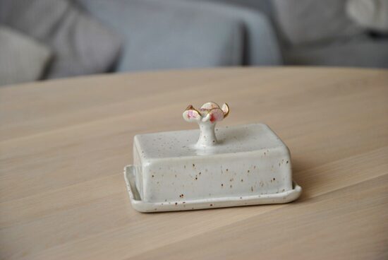 SVIESTA TRAUKS ROZĀ ZIEDIŅŠ